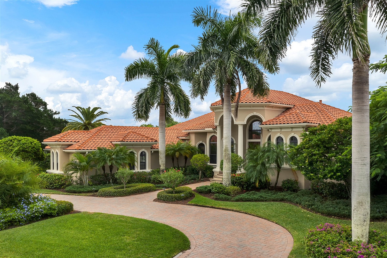 Altru Realty